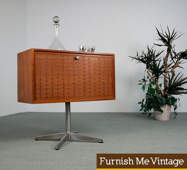 Mid Century Modern Danish Teak Record Cabinet Or Bar