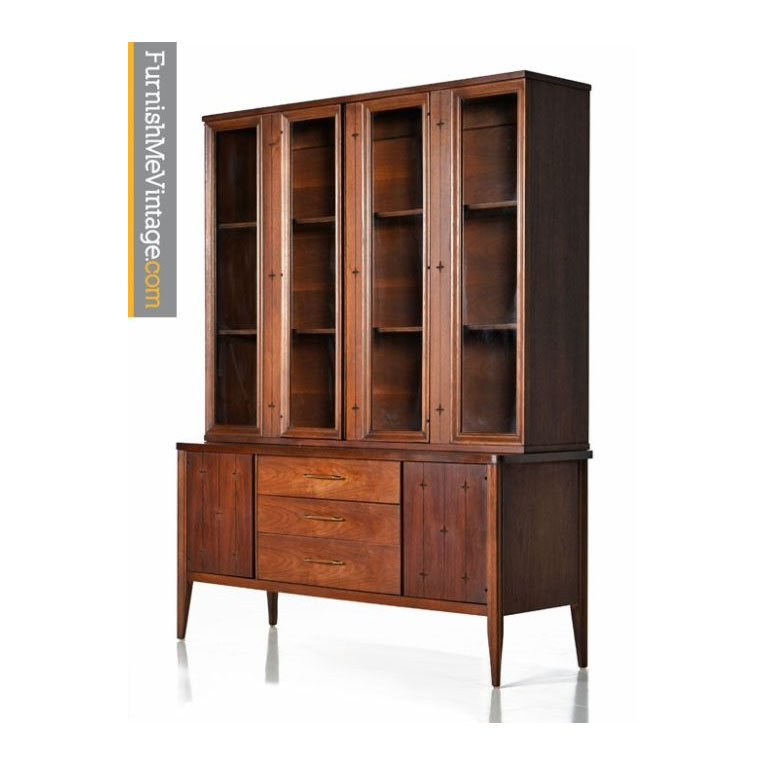 Mid Century Modern Broyhill Saga China Cabinet