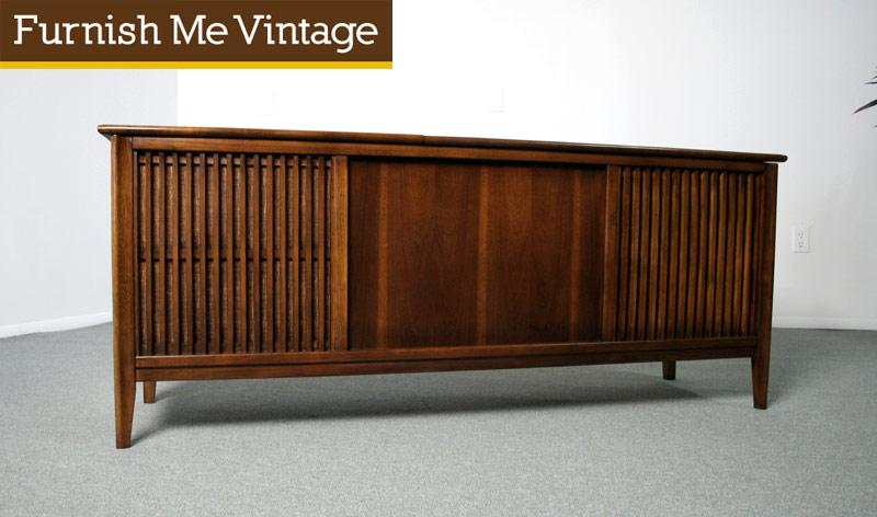Vintage 1960s Philco Q 1715 Solid State Record Player Stereo Console