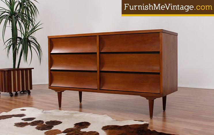 Mid Century Modern Johnson Carper Double Dresser