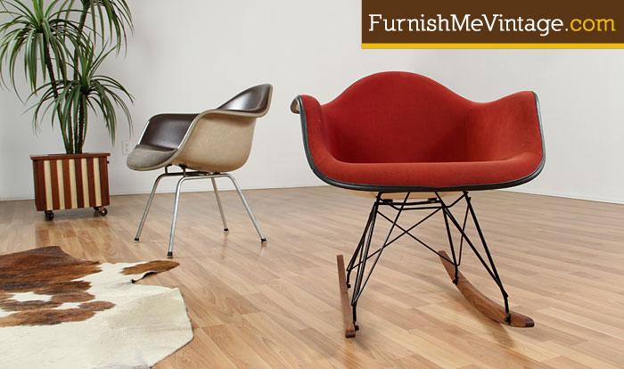 Mid Century Modern Eames Fiberglass Shell Chair Rar