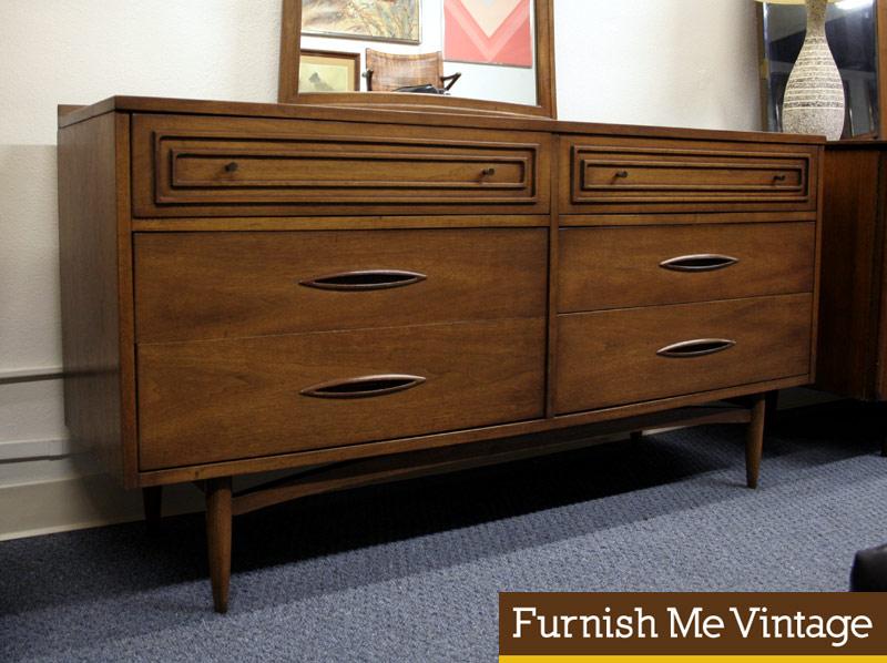 Vintage Broyhill Sculptra Double Dresser