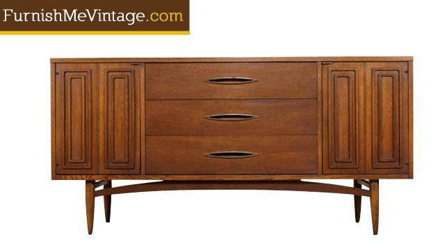 Larger Mid Century Modern Broyhill Sculptra Credenza