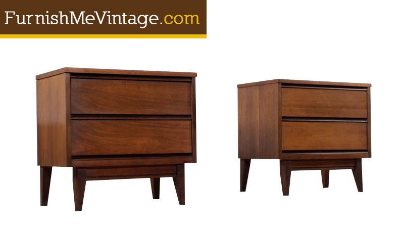 Pair Of Mid Century Modern Nightstands By American Of Martinsville