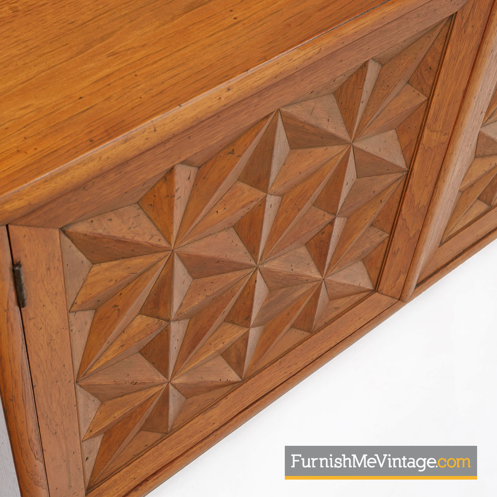 hollywood möbel im regence stil mirror henredon credenza hollywood regency carved diamond front panels hollywood möbel im regence stil mirror henredon credenza hollywood regency carved diamond front panels
