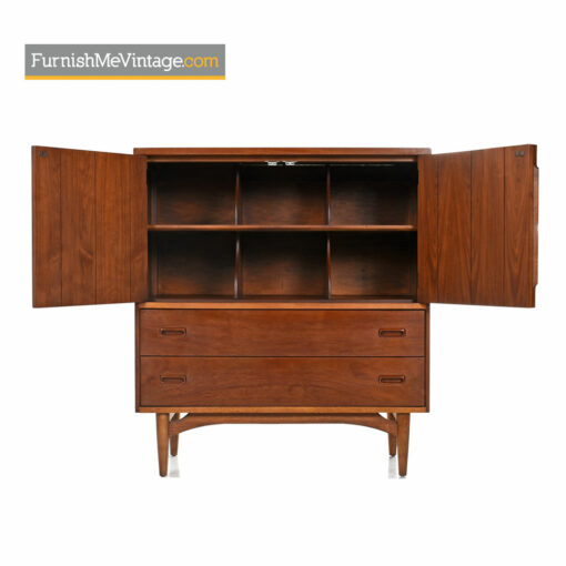 Kroehler Dresser - Danish Modern Walnut Gentlemans Chest