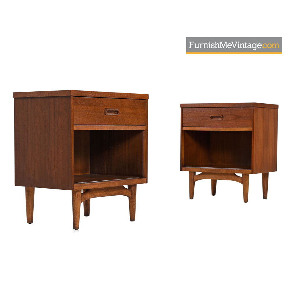 Kroehler Nightstands Danish Modern Walnut Oak Bedside Tables