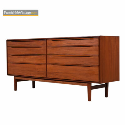 Ib Kofod Larsen for Fredericia Moblefabrik 8-Drawer Teak Dresser