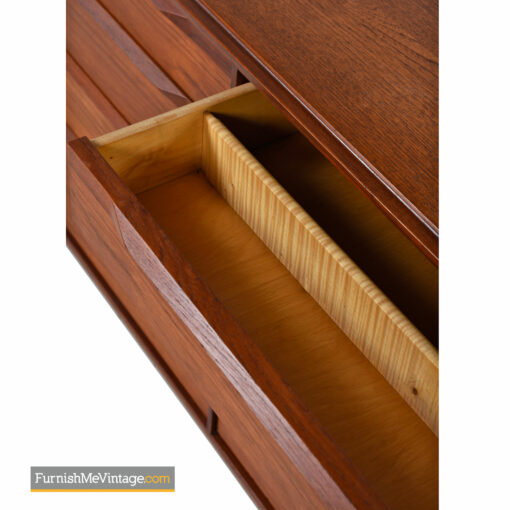 Ib Kofod Larsen for Fredericia Moblefabrik 8-Drawer Teak Dresser