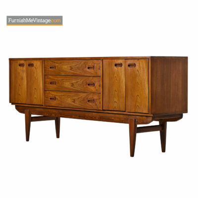 Arne Vodder Style Scandinavian Modern Danish Teak Credenza Sideboard Media Cabinet