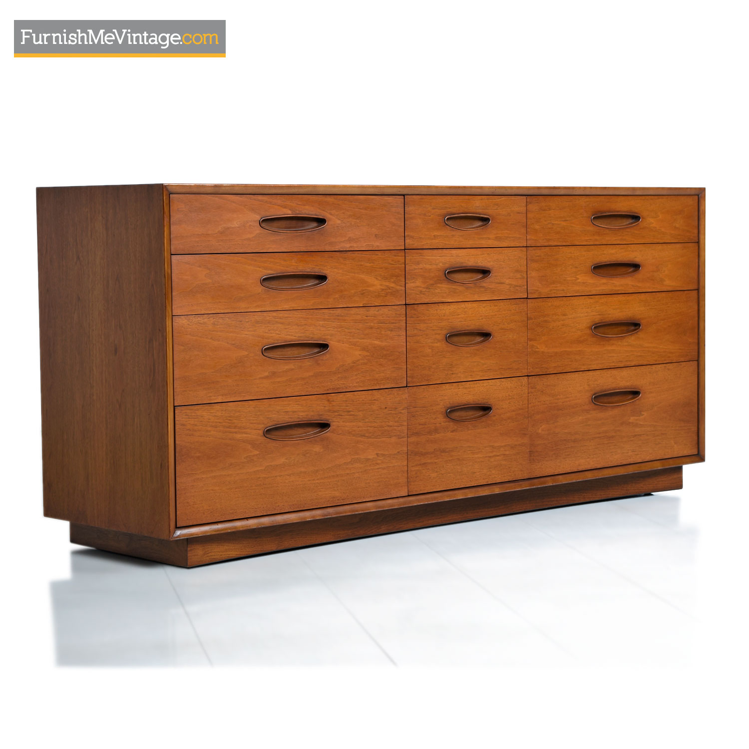 Henredon Circa 60 Vintage Mid Century Modern Walnut Dresser