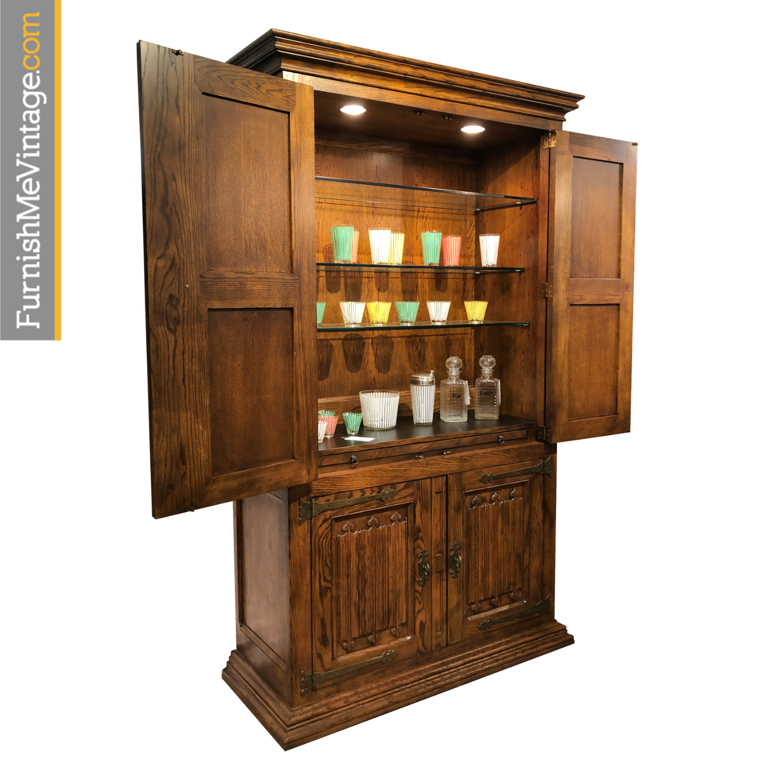 Pecan Henredon Traditional Bar Cabinet With Lighted Interior