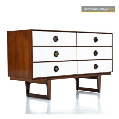 Stanley white drawer walnut wood brass spade pull dresser