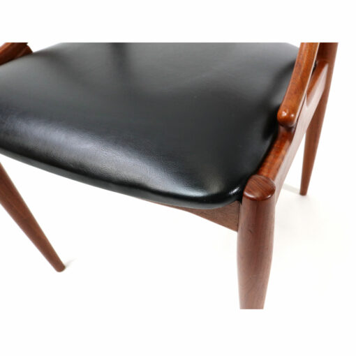 Johannes Andersen for Uldum Mobelfabrik set of 10 vintage 1960s Danish teak dining chairs. Exquisite mid-century modern design on beautifully aged teak.