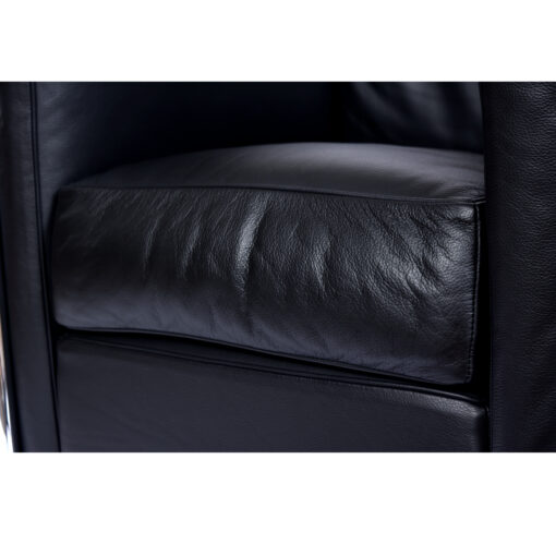 Le Corbusier Black Leather LC2 Chair by Cassina Made in Italy