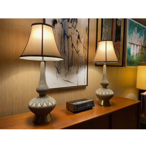 Quartite beige brass genie lamps