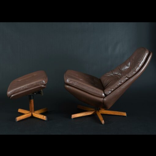 Madsen & Schubel Leather and Teak Danish Swivel Recliner Lounge Chair and ottoman