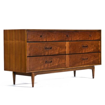 Lane Acclaim dresser