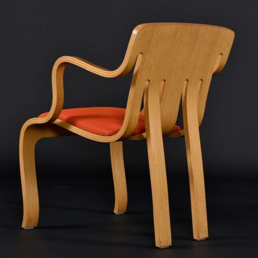 Peter Danko for Thonet bent plywood oak armchairs model 1978