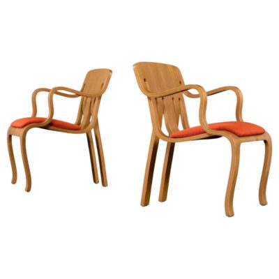 Peter Danko for Thonet bent plywood oak armchairs model 1978