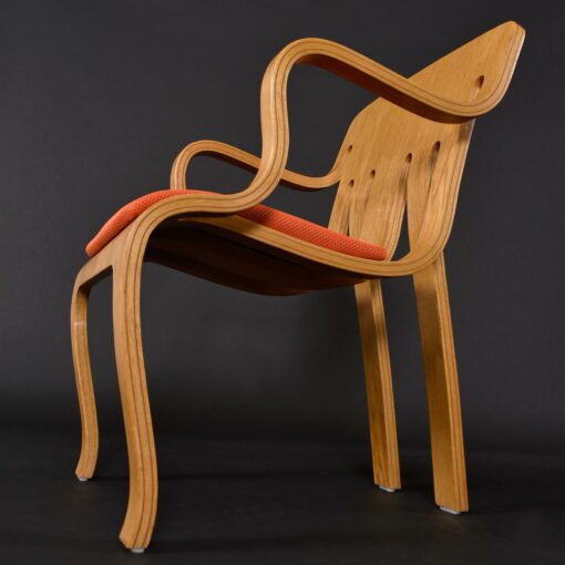 Peter Danko for Thonet bent plywood oak armchairs model 1978