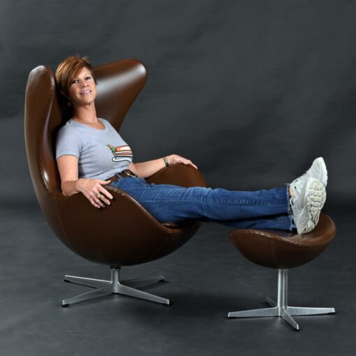 Vintage Arne Jacobsen Egg chair with stool