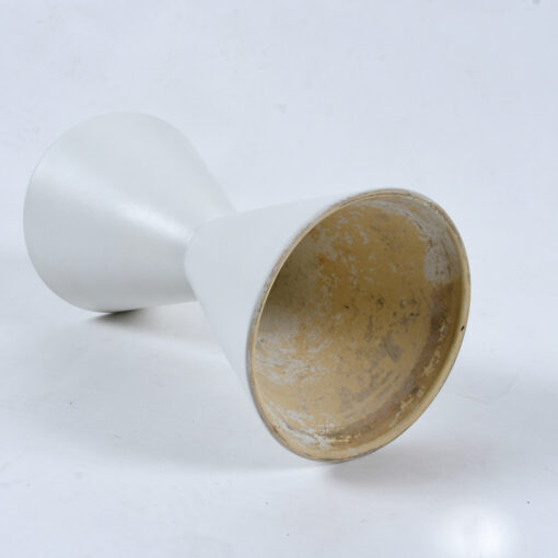 white Largardo Tackett hourglass Planter