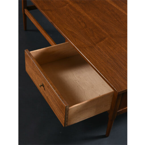 Single drawer in Richardson Nemschoff coffee table