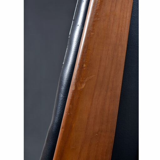 Flaws on wood