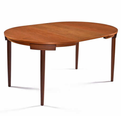 Expanded Hans Olsen Frem Rojle roundette Danish teak dining table
