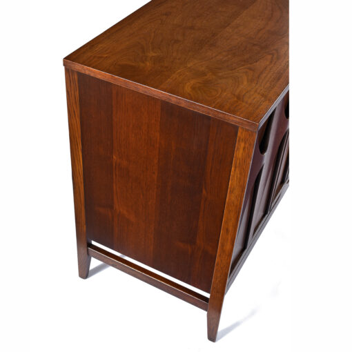 Beautiful walnut wood on Broyhill Brasilia credenza