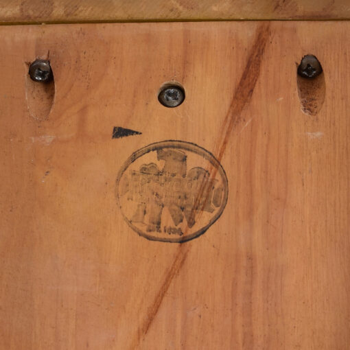 Heywood Wakefield insignia