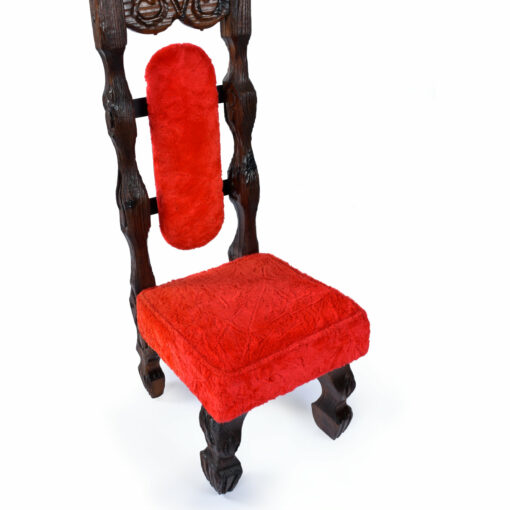 Original red velvet fur has been steam cleaned